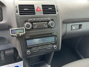 Volkswagen Touran II 1.6 TDI 105KM 2010 Volkswagen Touran Automat 7-miejsc Oryginał, zdjęcie 19