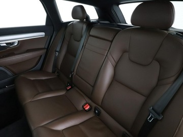 Volvo V90 II Kombi 2.0 D4 190KM 2017 Volvo V90 4x4 automat czekladowe skóry full LED, zdjęcie 16