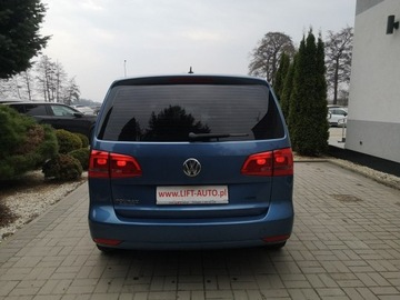 Volkswagen Touran II 1.2 105KM 2013 Volkswagen Touran 1.2TFSI 105KM Klimatronic Isofix, zdjęcie 6