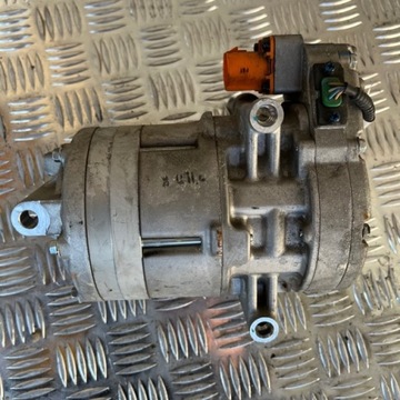 SPRĘŻARKA POMPA KLIMY HYUNDAI / KIA F502CWFAA04
