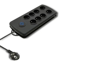 Сетевой фильтр Qoltec 8 розеток 2,5м (черный)