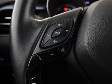 Toyota C-HR I Crossover Facelifting 2.0 Hybrid Dynamic Force 184KM 2020 Toyota C-HR Hybryda 184KM Niski przebieg Navi, zdjęcie 29