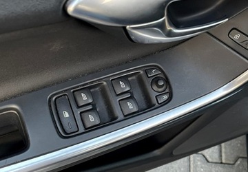 Volvo S60 II Sedan 2.0 D3 163KM 2010 Volvo S60 2.0 Diesel 163 Km D4 Momentum 2.0 Diesel 163KM, zdjęcie 18