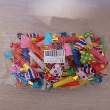 Trąbki imprezowe gwizdek 50 sztuk mix kolor