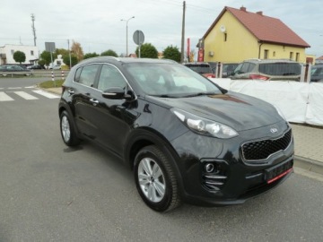 Kia Sportage IV SUV 1.6 GDI 132KM 2017 Kia Sportage NAWIGACJAPARKTRONICKAMERA COFANIASKORYZADBANAGWARACJA, zdjęcie 2