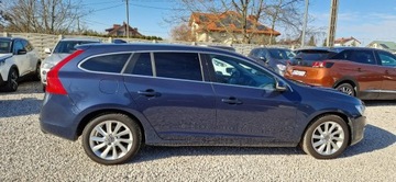 Volvo V60 I Kombi Facelifting 2.0 D4 DRIVE-E 181KM 2015 Volvo V60 Jeden Właściciel 2.0 181KM D4, zdjęcie 11