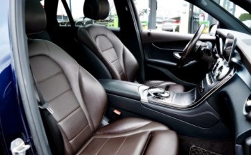 Mercedes GLC C253 2017 Mercedes-Benz GLC Bardzo bogate wyposazenie 2.0 Hybryda 320KM, zdjęcie 13