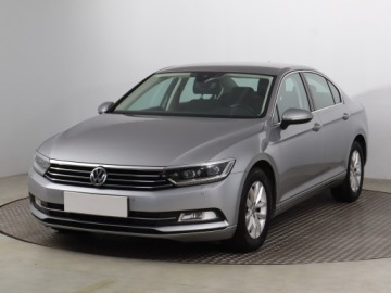Volkswagen Passat B8 Variant 1.5 TSI EVO 150KM 2019 VW Passat 1.5 TSI, Salon Polska, Automat, Navi, zdjęcie 1