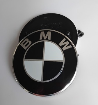 NOVÝ LOGO BMW E81 TRVANLIVÝ Z ZÁRUKA 82MM ČERNÁ