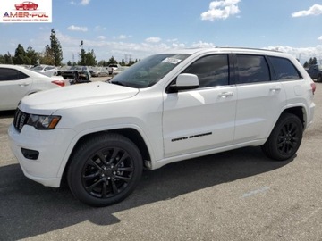 Jeep Grand Cherokee IV 2020 Jeep Grand Cherokee 2020r., Laredo, od ubezpieczalni 3.6 Benzyna 295KM