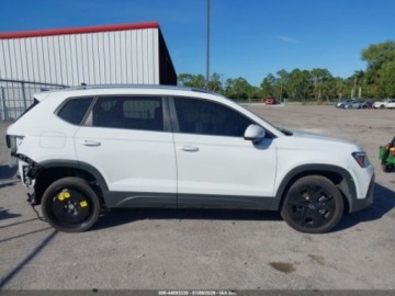 Volkswagen 2025 Volkswagen Inny TAOS, 2025r., 1.5L 1.5 Benzyna 174KM, zdjęcie 4