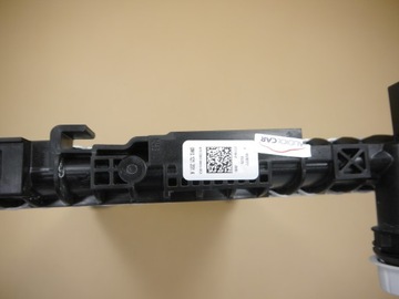 AUDI A4 A5 8W CHLADIČ VODY 8W0121251AK
