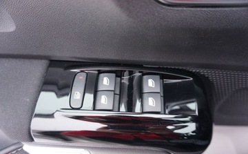 Citroen C3 III VAN 1.2 PureTech 82KM 2023 Citroen C3 1,2 PureTech 83 KM 1.2 Benzyna 82KM, zdjęcie 26