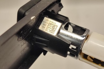 HNÍZDO 12V LAND ROVER DISCOVERY SPORT (L550) FK72045B49AC 2.0L DIESEL