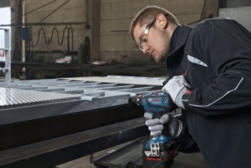 МОТОДРЕЛЬ И ОТВЕРТКА BOSCH GSR GSB 18V-28 18-2-LI PLUS ОРИГИНАЛ