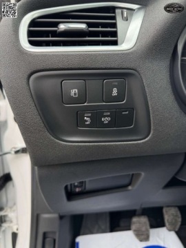 Citroen C4 II Hatchback 5d Facelifting 1.2 PureTech 130KM 2016 Citroen C4 1.2 T. (130 ps ) Szwajcaria Po serwisie Niski przebieg Top, zdjęcie 18
