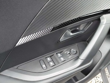 Peugeot 2008 II SUV 1.2 PureTech 130KM 2023 Peugeot 2008 Lift Automat Navi Sensor Elektryka PDC Alu 1.2 Benzyna 130KM, zdjęcie 8