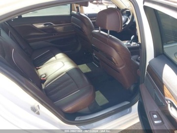 BMW Seria 7 G11-G12 2020 BMW Seria 7 2020 BMW 7 Series 750i xDrive Sedan 4.4 Benzyna 523KM, zdjęcie 9