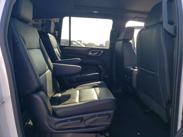 Chevrolet Suburban GMT900 2022 Chevrolet Suburban K1500 Z71 2022 5.3l 5.3 Benzyna 355KM, zdjęcie 10