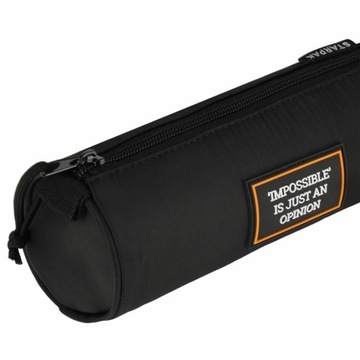 PIÓRNIK SZKOLNY CZARNY TUBA SASZETKA CZARNA NA ZAMEK