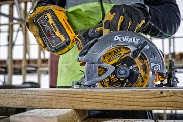 Дисковая пила DeWalt 2450 W 30 мм