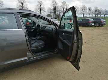 Kia Sportage III SUV 2.0 DOHC 163KM 2011 Kia Sportage 2.0 163 km automat, klima, parktronik, zdjęcie 12