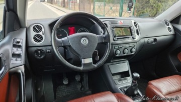 Volkswagen Tiguan I SUV 2.0 TDI CR DPF 140KM 2008 Volkswagen Tiguan VW Tiguan 2.0 TDI 4x4 Panorama Skora Nawi Zadbany, zdjęcie 8