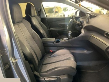 Peugeot 3008 I Crossover Facelifting 1.2 PureTech 130KM 2016 Peugeot 3008 1.2 PureTech 130KM GPF Stop &amp; Start Allure Business-Paket 2016, zdjęcie 16