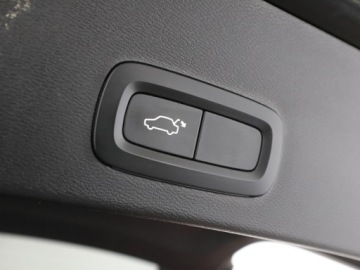 Volvo XC40 Crossover 2.0 D3 150KM 2019 Volvo XC 40 R-Design, Automat, Panorama, Kamera,, zdjęcie 38