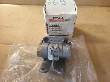 ZAWÓR POWIETRZA HAMULCA New Holland Case CNH 84157669