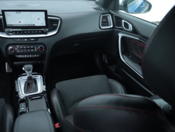Kia Proceed Shooting Brake 1.6 T-GDI 204KM 2020 Kia ProCeed GT 1.6 T-GDI, Salon Polska, zdjęcie 7
