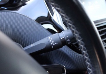 Peugeot 2008 I SUV Facelifting 1.2 PureTech 130KM 2018 Peugeot 2008 1.2 130 KM Allure MirrorScreen Czujniki Navi Panorama Salon PL, zdjęcie 28