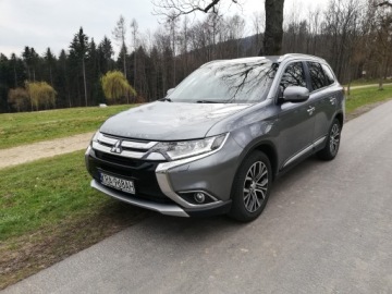 Mitsubishi Outlander III SUV Facelifting 2015 2.0 MIVEC 150KM 2016 Mitsubishi Outlander III 2.0 Intense+//4WD//Aut.//LPG//7-os, zdjęcie 2