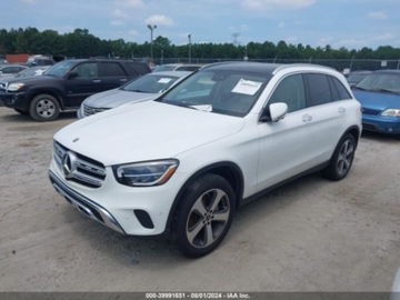 Mercedes GLC C254/X254 2022 Mercedes-Benz GLC 2022r, 300, 4Matic, 2.0L 2.0 Benzyna 255KM, zdjęcie 1