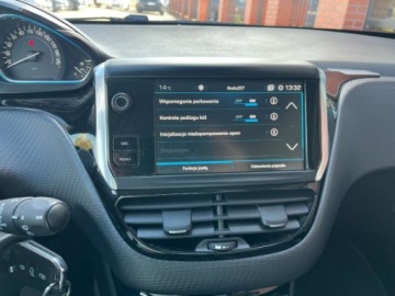 Peugeot 2008 I SUV Facelifting 1.2 PureTech 110KM 2019 Peugeot 2008 1.2 benzyna 110 KM automat kamera zarej w PL mozliwa zam, zdjęcie 14