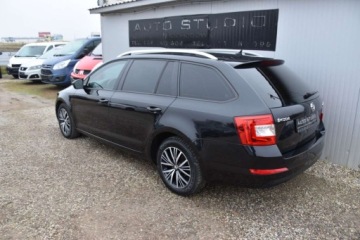 Skoda Octavia III Kombi 2.0 TDI CR DPF 150KM 2013 Skoda Octavia Nawigacja Pol-Skora XenonLed Grzane-Fotele Klimatronic Temp, zdjęcie 3