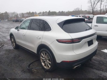 Porsche Cayenne III 2019 Porsche Cayenne 2019 3.0 Benzyna 335KM, zdjęcie 2