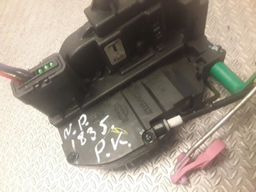 NISSAN PATHFINDER R51 PŘEDNÍ STRANA LEVÝ VLOŽKY DO ZÁMKU DVEŘE