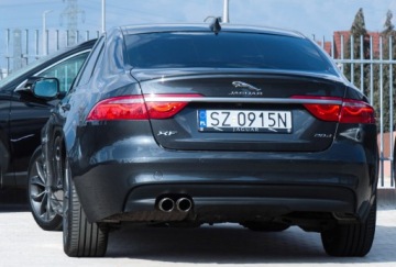 Jaguar XF II Sedan 2.0 i4D 180KM 2018 Jaguar XF R-Sport Ogrzew.Kierow. Navi Pro 10,2’" Fotele Elek.+Ogrz. Carplay, zdjęcie 8