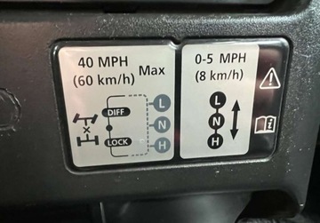 Land Rover Defender III 2010 Land Rover Defender Klimatyzacja 110 TD BaseE Salon PL I wlasciciel 7 os., zdjęcie 17