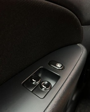 Hyundai i30 I Hatchback 1.4 109KM 2010 Hyundai i30 klima Isofix Gwarancja w cenie Warszawa VLAJ 1.4 Benzyna, zdjęcie 23