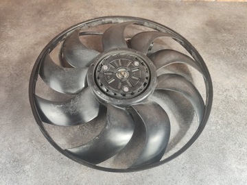 BMW 5 G31 G30 2.0D B47 VENTILÁTOR CHLADIČŮ 8655845