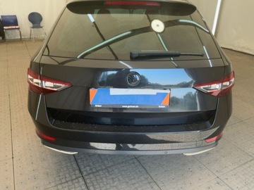 Skoda Superb III Kombi 2.0 TDI 190KM 2017 Skoda Superb 2.0 TDI SportLine, zdjęcie 4