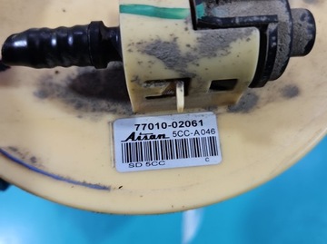 SENZOR ÚROVNI PALIVA TOYOTA AURIS II 77010-02061 1.4 D4D