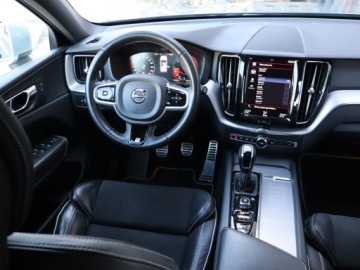 Volvo XC60 II Crossover D3 150KM 2019 Volvo XC60 D3, Salon Polska, Skóra, Klima, zdjęcie 6