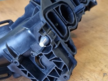 Крышка впускного коллектора BMW B47 2.0D B37 1.5D