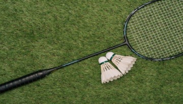 НАБОР ДЛЯ БАДМИНТОНА 2 РАКЕТКИ + 2 РАЗНИЦЫ + ЧЕХОЛ