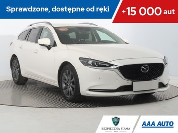 Mazda 6 III Sport Kombi Facelifting 2018 2.0 Skyactiv-G 145KM 2021 Mazda 6 2.0 Skyactiv-G, Salon Polska