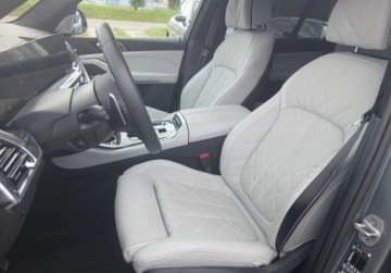 BMW X5 G05 SUV Facelifting 3.0 40d 352KM 2025 BMW X5 3.0 Diesel 352KM, zdjęcie 14