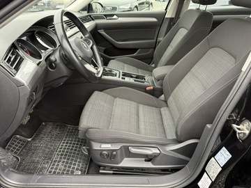 Volkswagen Passat B8 Limousine Facelifting 2.0 TDI SCR 150KM 2020 Volkswagen Passat 2,0 TDi DSG EVO Business, FV23%, zdjęcie 11